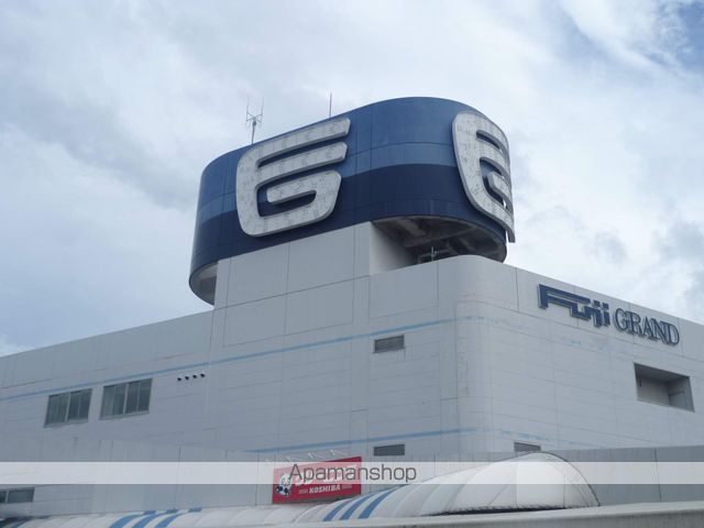 銀行　（株）中国銀行／東尾道支店（銀行）まで888m