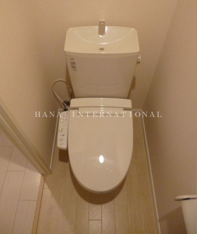 トイレ　ウォシュレット付きのキレイなトイレです(^^)/