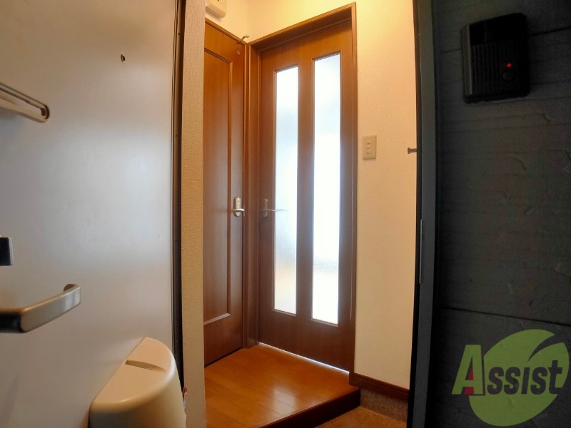 玄関　玄関からの様子を撮影してみました。動線になります。