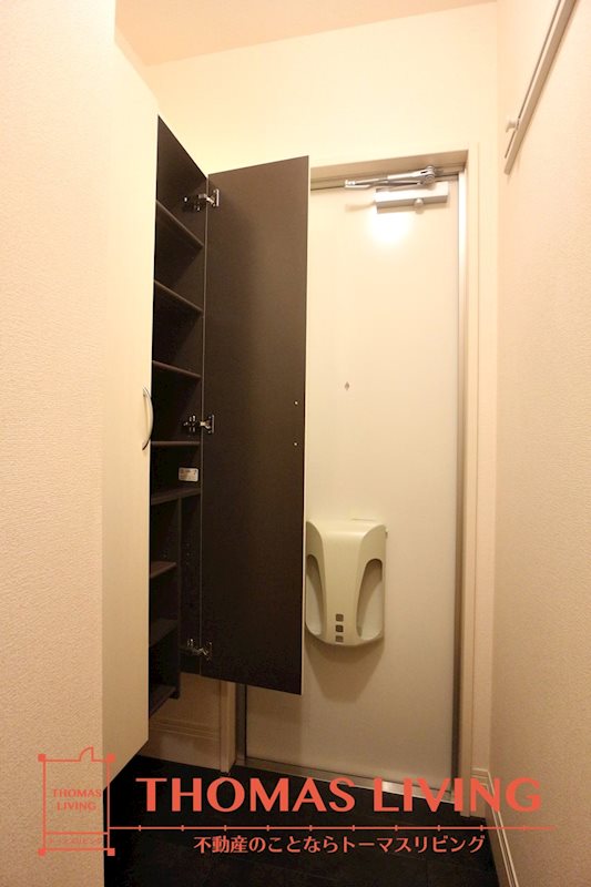 玄関　実際の写真を準備中の為、同じ建物の別室写真です。参考下さい。