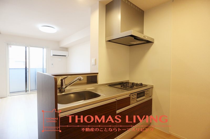 キッチン　実際の写真を準備中の為、同じ建物の別室写真です。参考下さい。