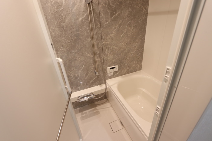 バス・シャワールーム　日々の疲れを癒すお風呂付です