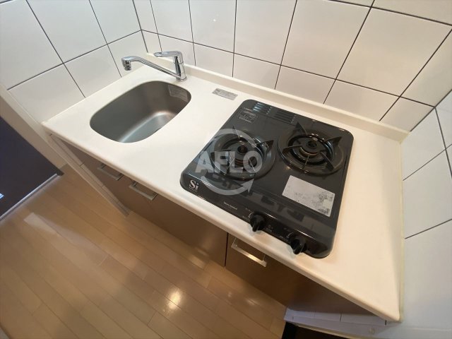 キッチン　アーデン谷町　2口ガスシステムキッチン