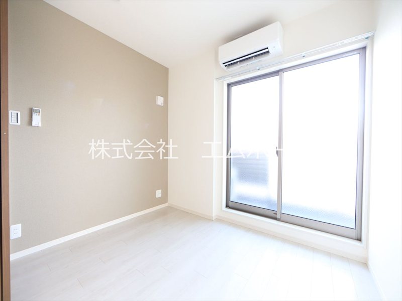 その他部屋・スペース　洋室3.8帖　エアコン