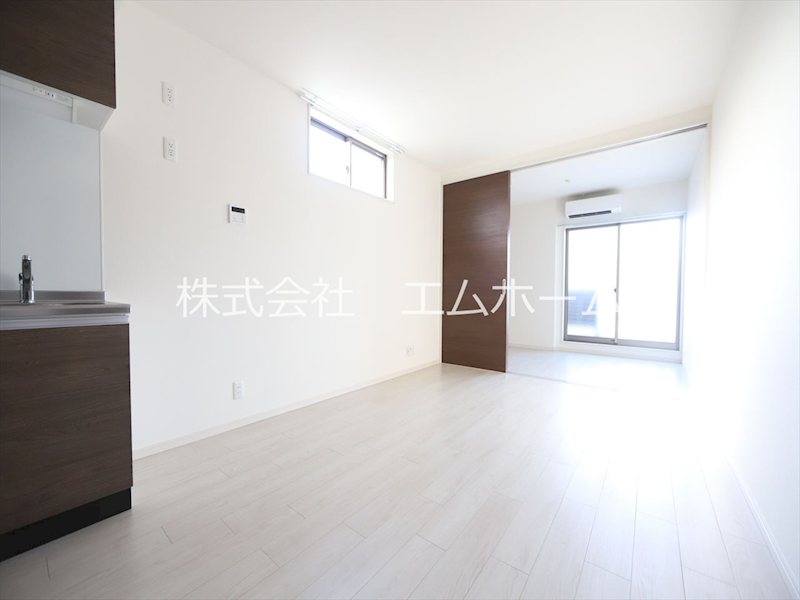 居室・リビング　ＬＤＫ8.4帖　クローゼット