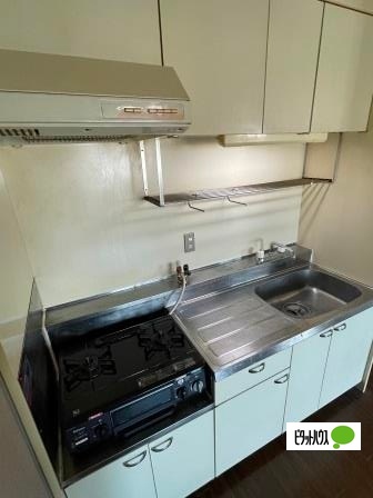 キッチン　システムキッチンに変更