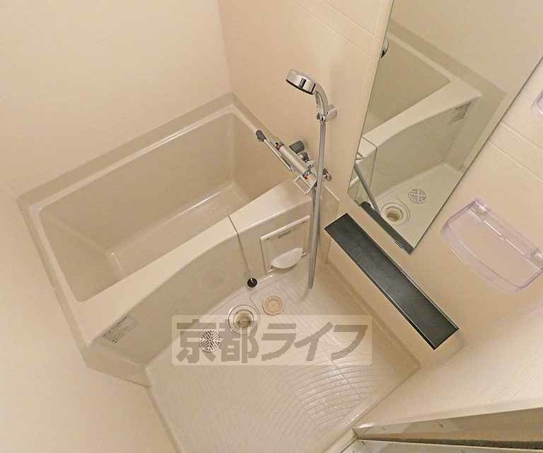 バス・シャワールーム　浴室です。