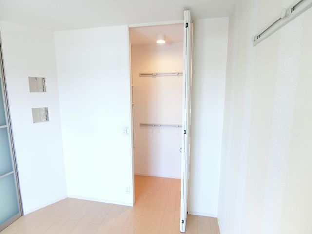 収納　同物件別部屋イメージ写真