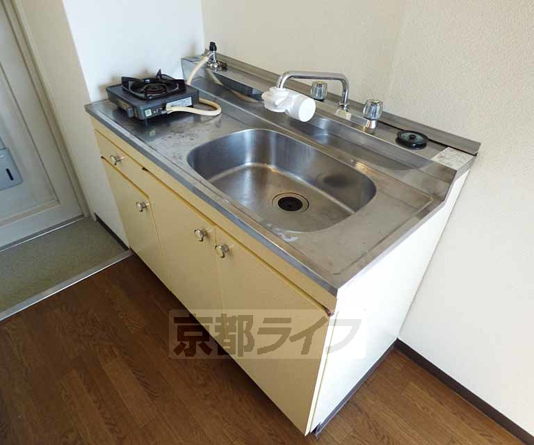 キッチン　キッチンです。