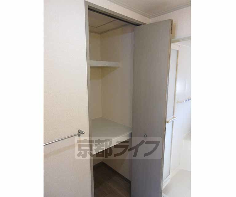 収納　収納棚です