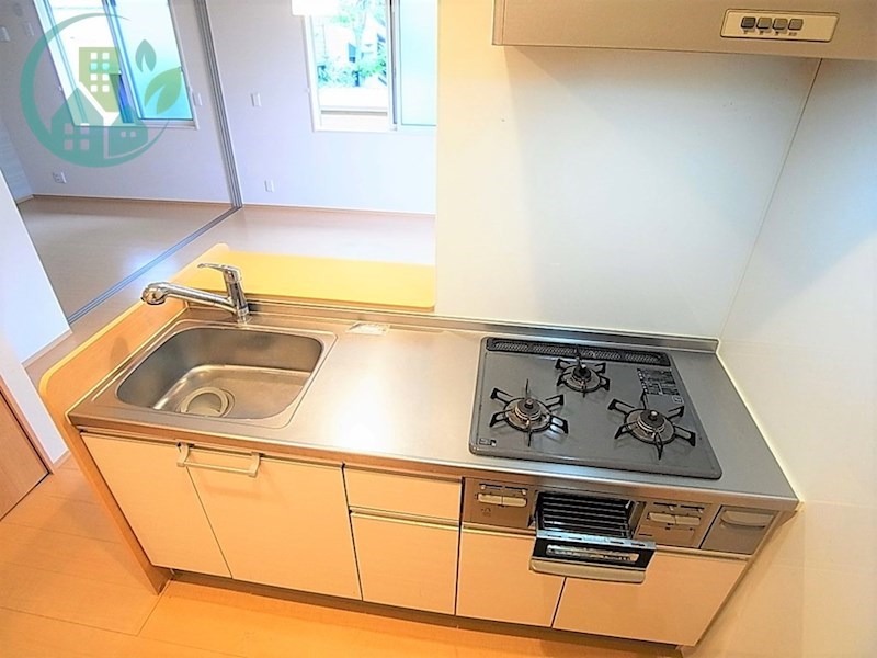 キッチン　スペチアーレ（ネット無料、大和ハウス）