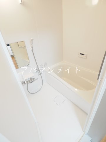 バス・シャワールーム　お風呂で日々の疲れを落としましょう