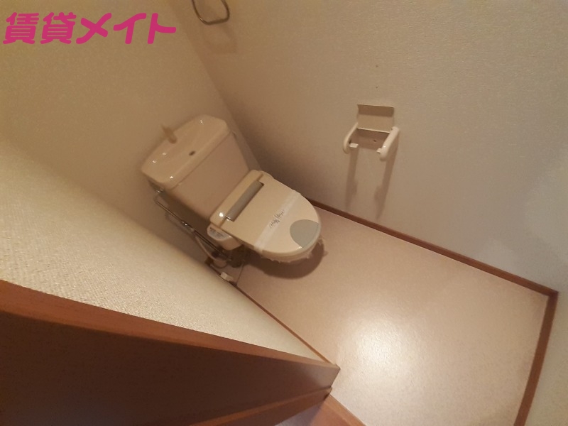 トイレ　同物件別室写真