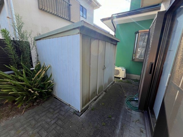 その他　物置付き