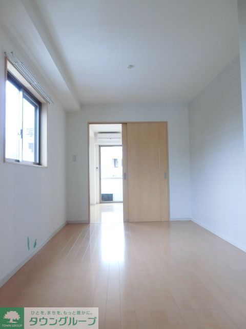 居室・リビング　お問合せはタウンハウジングまで！※現地待合わせ相談可能