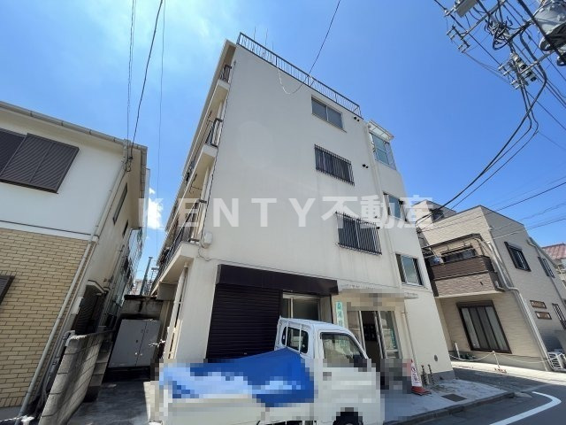 建物外観　落ち着いた雰囲気の外観です