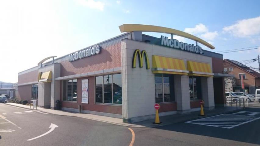 その他　マクドナルド倉敷バイパス店（その他）まで647m