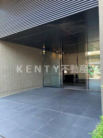 エントランス　ゆとりのあるエントランスです