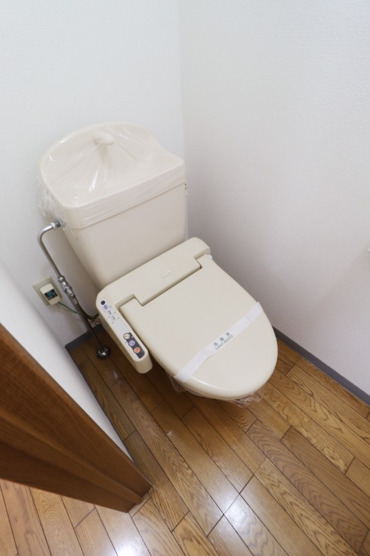 トイレ　図面と現状に相違がある場合には現状を優先