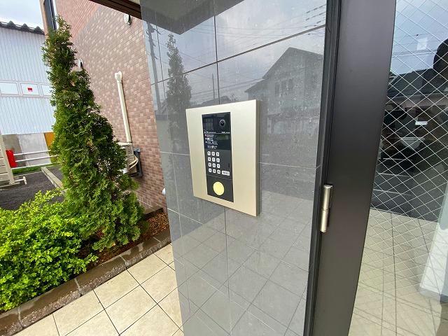 エントランス　エントランス部分