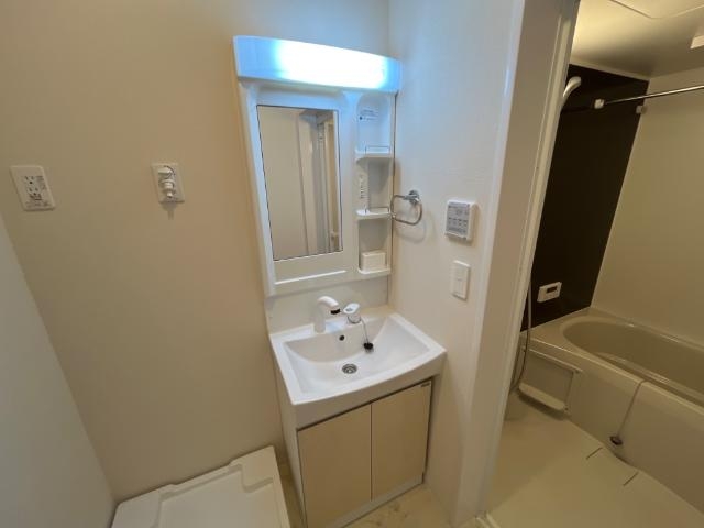 洗面設備　洗髪洗面化粧台