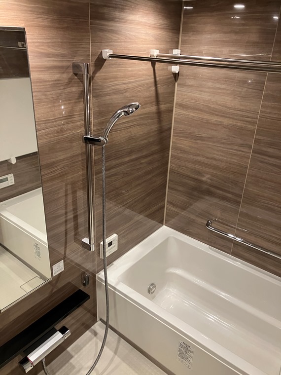 バス・シャワールーム