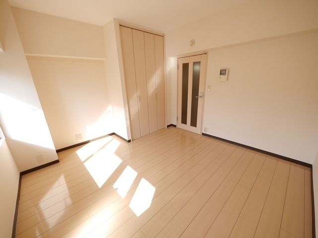 居室・リビング　★お問い合わせはタウンハウジング聖蹟桜ヶ丘店まで★