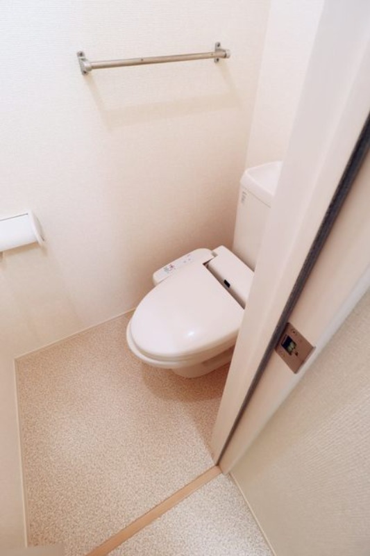 トイレ　図面と現状に相違がある場合には現状を優先