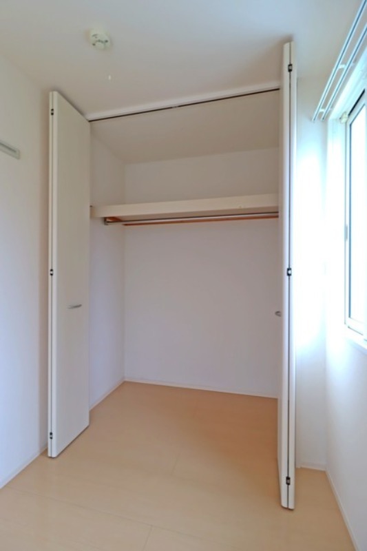 収納　図面と現状に相違がある場合には現状を優先