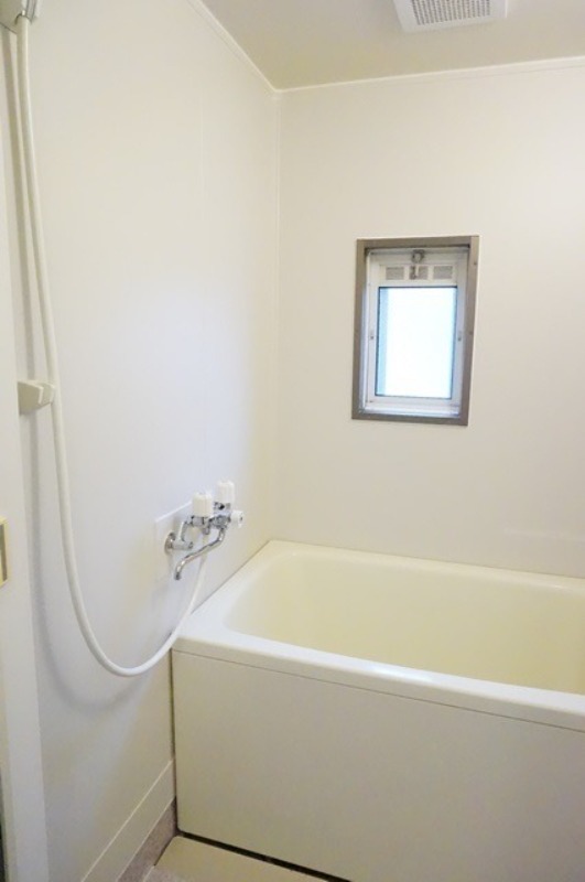 バス・シャワールーム　図面と現状に相違がある場合には現状を優先