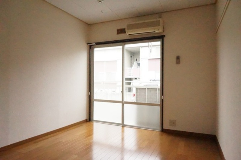 居室・リビング　図面と現状に相違がある場合には現状を優先