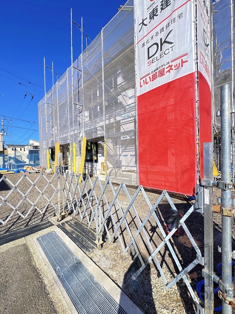 その他共有部分　外観（建設中）