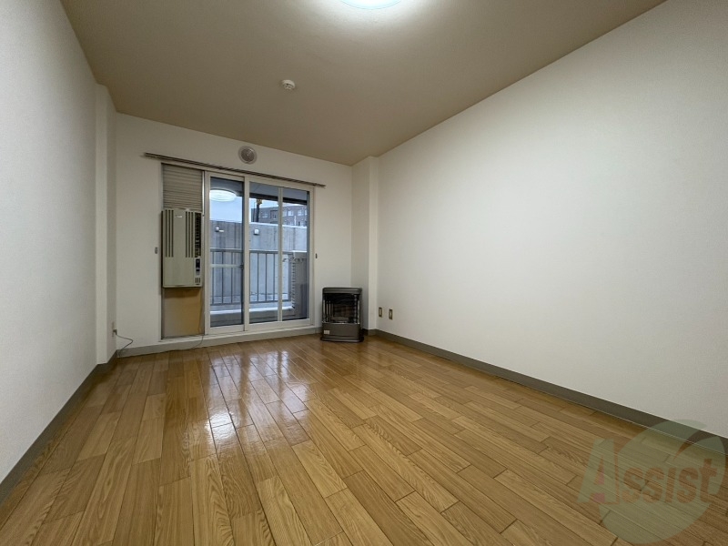 居室・リビング　広くてきれいなリビングです！快適に過ごせそうですね。