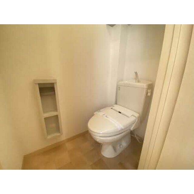 トイレ　反転タイプ