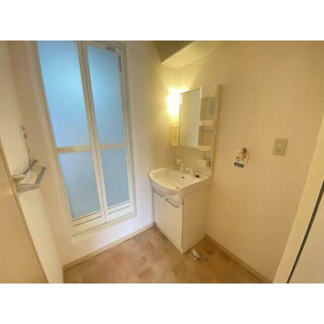 洗面設備　反転タイプ