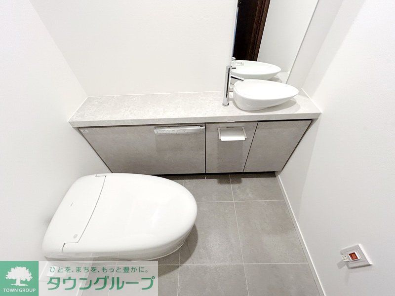 トイレ　お部屋探しは株式会社　タウンハウジング　までお気軽にお問合…