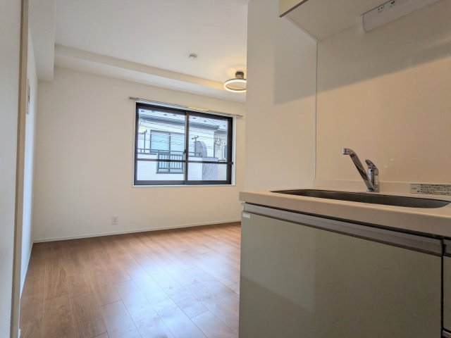 居室・リビング　ゆったり過ごせる居間です