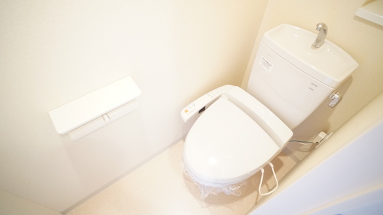 トイレ　シャワー付きトイレ