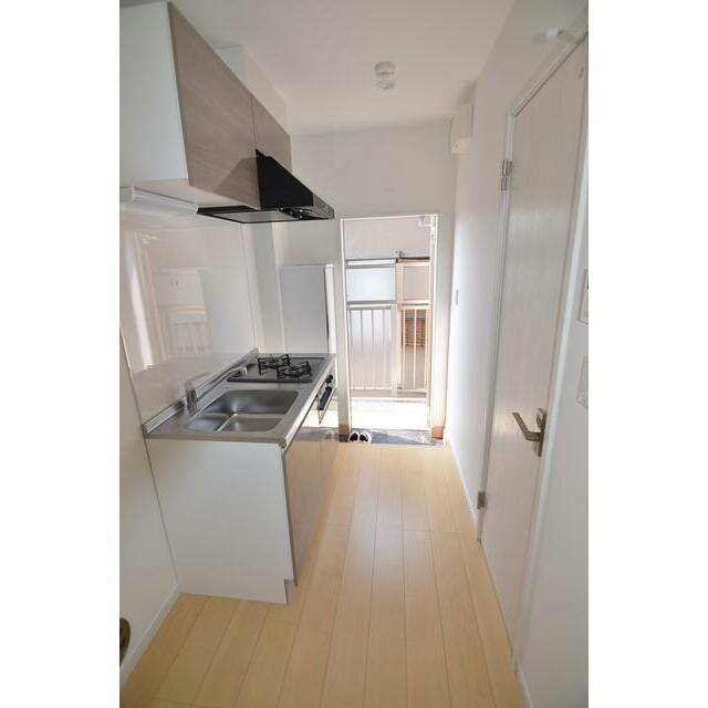 玄関　ガス２口キッチン