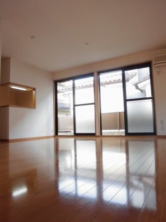 居室・リビング　同等タイプのイメージ画像です。