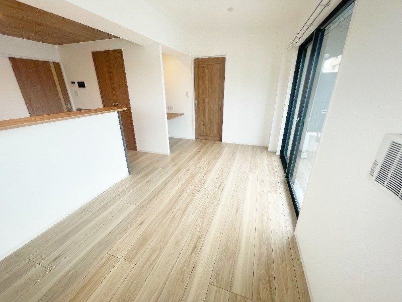 居室・リビング　物件画像