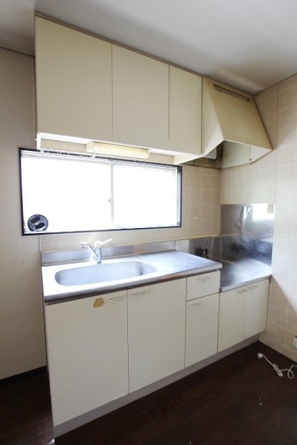 キッチン　同物件別号室