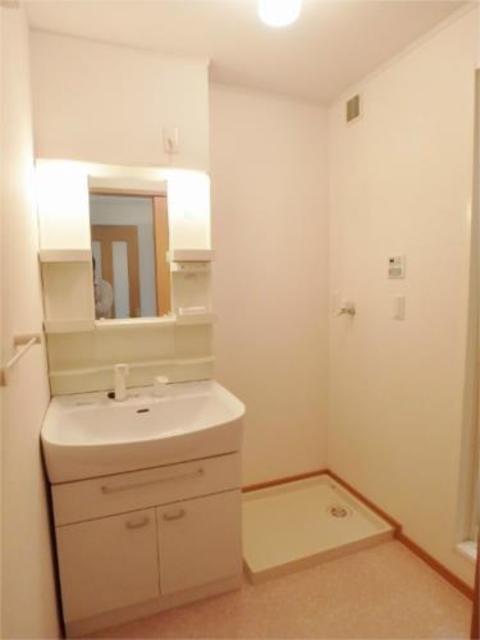 洗面設備　別号室の参考写真となります。