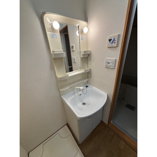 洗面設備　シャンプードレッサー