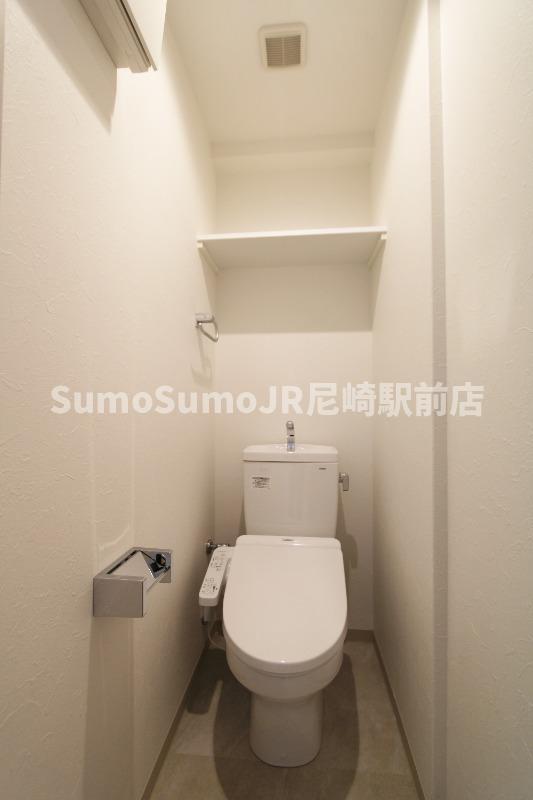 トイレ　落ち着いたトイレです