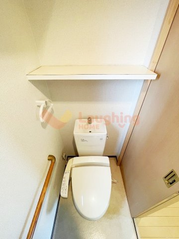 トイレ　※同タイプのお部屋になります。