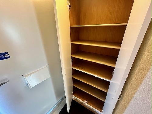 玄関　設備・仕様は号室により異なる為、現状を優先いたします。