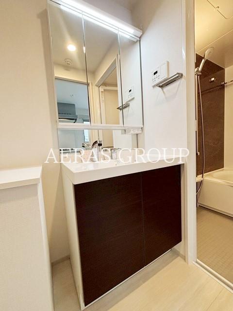 洗面設備　別部屋同仕様タイプ