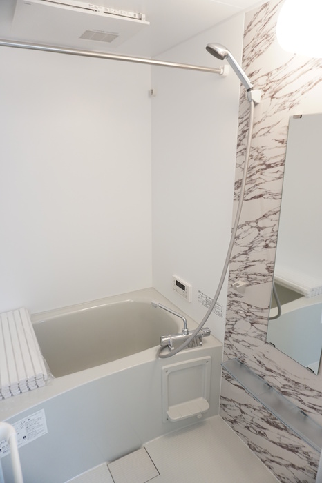 バス・シャワールーム　浴室