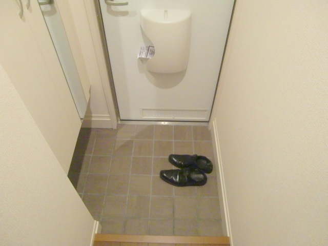 玄関　収納もある玄関です